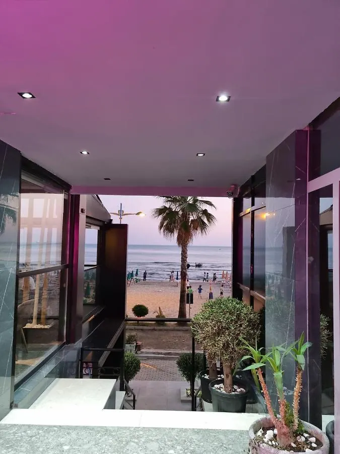 Alex'S Apartment Durres