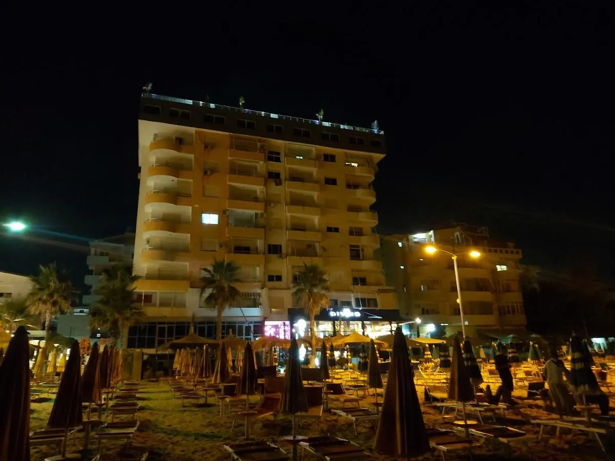 Alex'S Apartment Durres